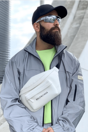 [발렌시아가] 남성 에브리데이 벨트백 블랙/화이트 552375DLQ4N1000