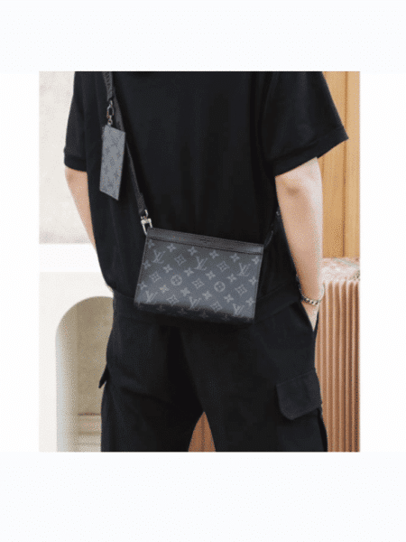 [루이비통] 가스통 웨어러블 월릿 M81124