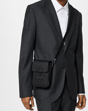 [루이비통] S 락 버티컬 웨어러블 월릿 M81524