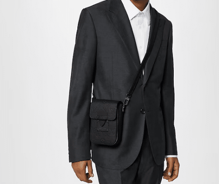 [루이비통] S 락 버티컬 웨어러블 월릿 M81524