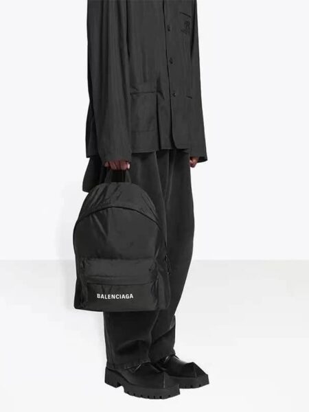 [발렌시아가] 로고 익스팬더블 나일론 백팩 656081