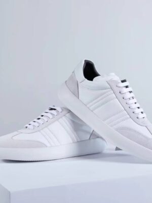 [브리오니] 스웨이드 트리밍 가죽 스니커즈