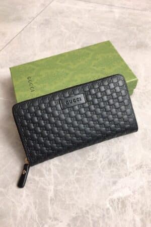 [구찌] GG 마이크로 엠보스 지퍼 장지갑