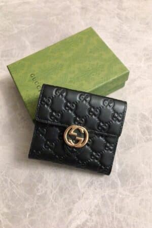 [구찌] GG 엠보스 반지갑