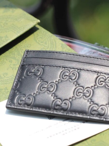 [구찌] GG 엠보스 카드슬롯