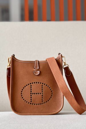 [에르메스] 에블린 mini 17Cm Taurillon Clemence (13 Colors)