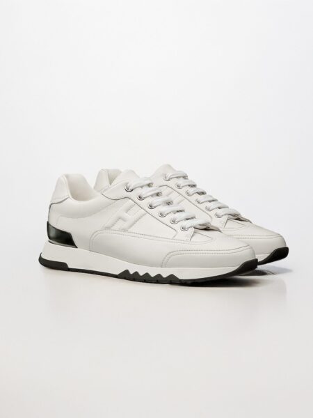 [에르메스] Trail 스니커즈 H242848Z