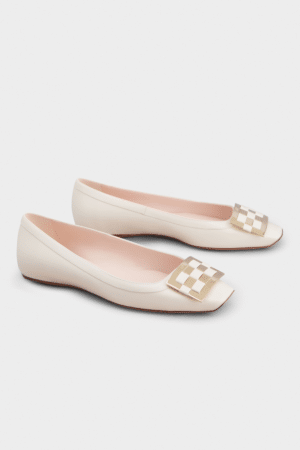 [로저비비에] 트럼펫 메탈 버클 발레리나 (2 COLORS)