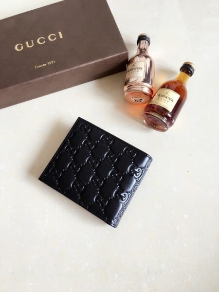 [구찌] 시그니처 반지갑