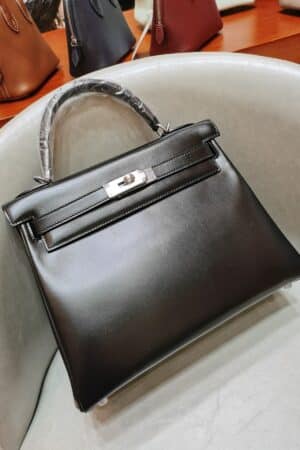 [에르메스] 켈리 28cm Box Calf/ Noir - Silver