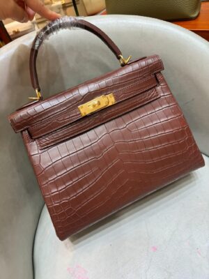[에르메스] 켈리 28cm Matte Alligator Crocodile/ Bordeaux - Gold
