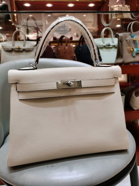 [에르메스] 켈리 32cm Swift/ Nata - Silver