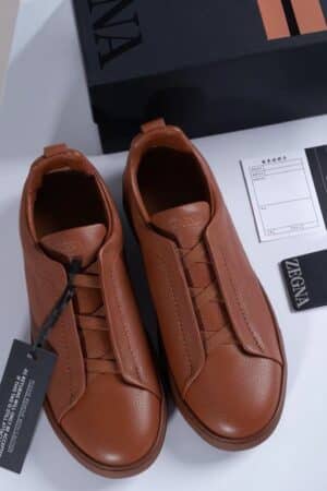 [제냐] 폴리지 디어스킨 트리플 스티치™ 스니커즈