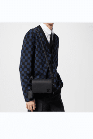 [루이비통] 패스트라인 웨어러블 월릿 M82085