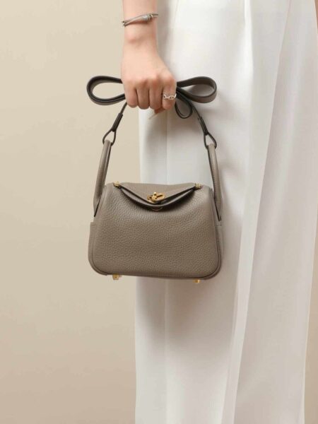 [에르메스] 린디 Mini 19cm Clemence Gold (11 Colors)