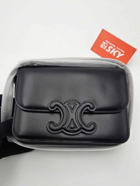 [매장 상품_영상] 셀린느 퀴르 트리옹프 숄더백(틴사이즈)