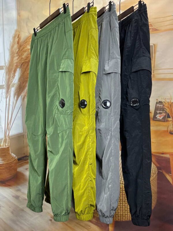[CP COMPANY] 렌즈 와펜 밴딩 카고 조거 팬츠 (4 COLORS)