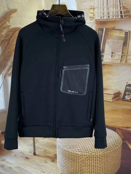 [CP COMPANY] 메트로폴리스 로고패치 후드 자켓