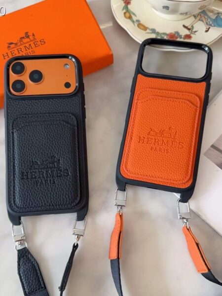 [에르메스] 프리미엄 레더 카드포켓 조절식 스트랩 케이스 (2 COLOR)
