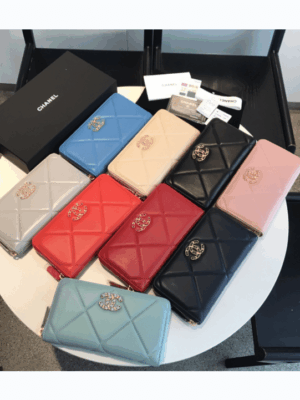 [샤넬] 나인틴 19지퍼 장지갑 AP1063