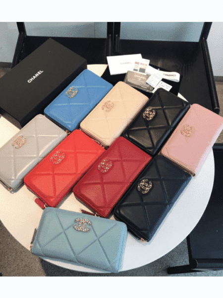 [샤넬] 나인틴 19지퍼 장지갑 AP1063