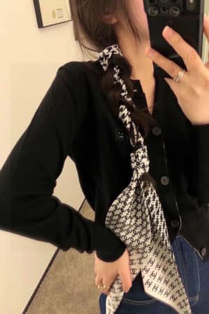 [샤넬] 26S 시즌 신상 더블레이어 실크 롱 스트랩 (대형 트윌리)