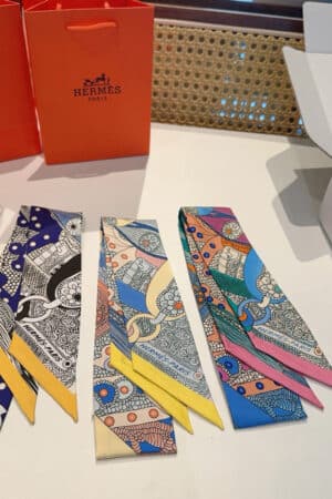 [에르메스] 트윌리(Twilly) 실크 스카프 (3 COLOR)