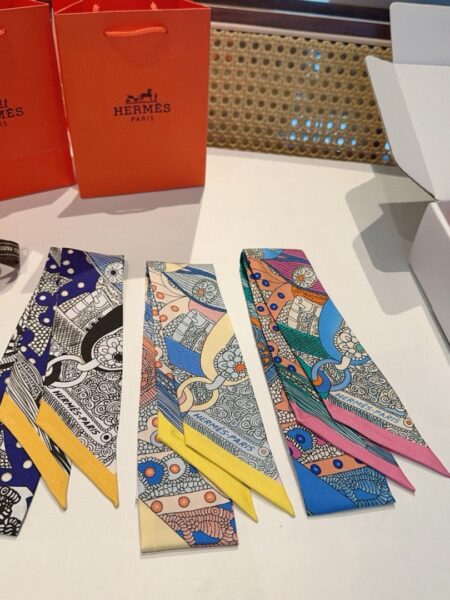 [에르메스] 트윌리(Twilly) 실크 스카프 (3 COLOR)