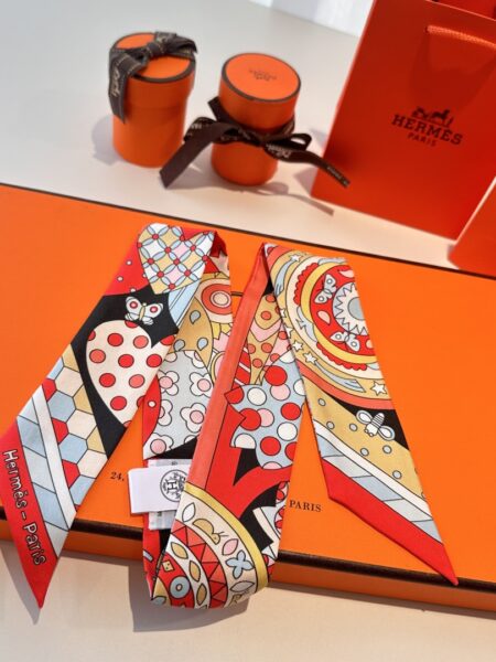 [에르메스] 클래식 모티브 100% 천연 실크 트윌리 (Twilly) (5 COLOR)
