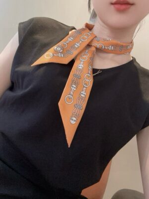 [에르메스] 최신상 하네스 갈랜드 100% 중량급 실크 양면 트윌리 (6 COLOR)