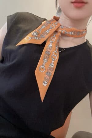 [에르메스] 최신상 하네스 갈랜드 100% 중량급 실크 양면 트윌리 (6 COLOR)