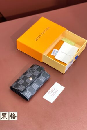 [루이비통] 6 키홀더 N62662