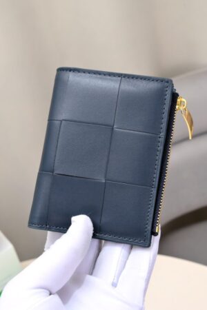 [보테가베네타] 스몰 카세트 폴더형 지퍼 지갑 706010