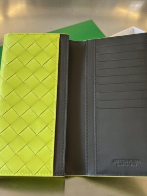 [보테가베네타] 인트레치아토 장지갑 749436 (상급)