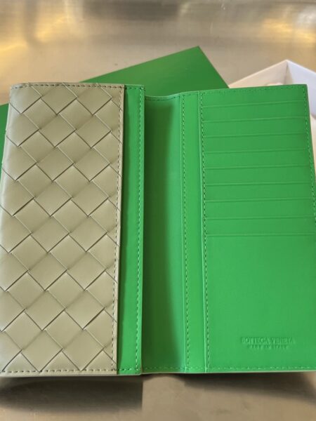 [보테가베네타] 인트레치아토 장지갑 749436 (상급)