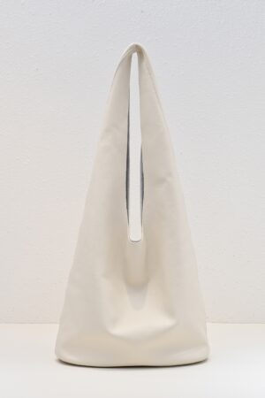 [더 로우]  빈들 쓰리백 레더 아이보리 W1263L82EGPLD