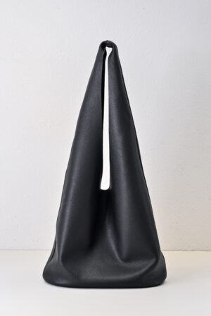 [더 로우]  빈들 쓰리백 레더 블랙 W1263L55BLSG