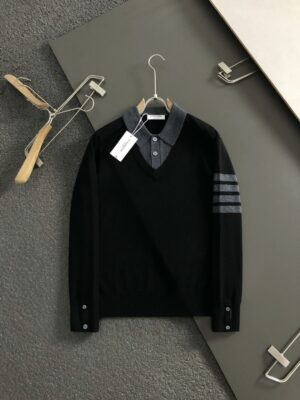 [톰브라운] 4-바 플라켓 폴로 니트 스웨터