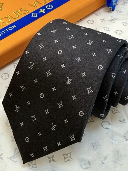 [루이비통] 모노그램 클래식 자카드 타이 (2 COLORS)