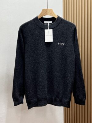 [발렌티노] 엠브로이드 레터링 울 크루넥