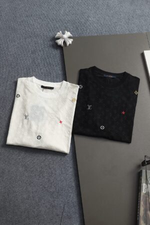 [루이비통] 모노그램 자카드 반팔 티셔츠(2 COLORS)