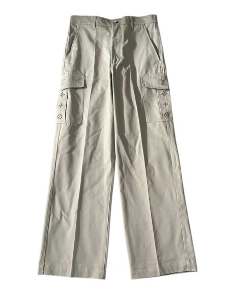 [루이비통] 모노그램 자수 와이드 카고 팬츠