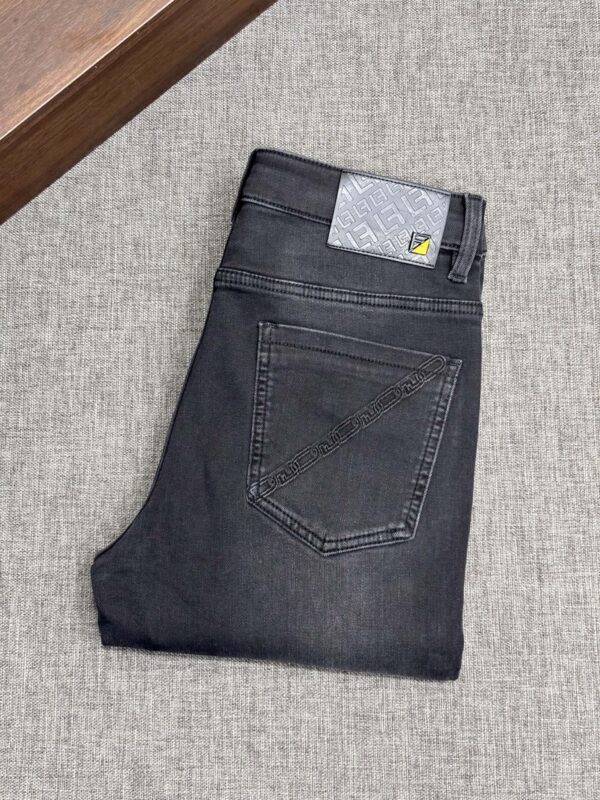 [펜디] 대각선 포켓 데님 진