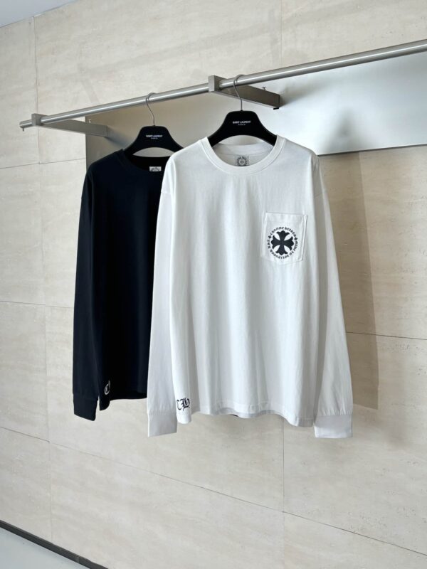 [크롬하츠] 서클 스크립트 플러스 크로스 긴팔 티셔츠 (2 COLORS)