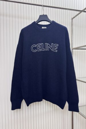 [셀린느] 오버사이즈 크루넥 스웨터  RY02J0