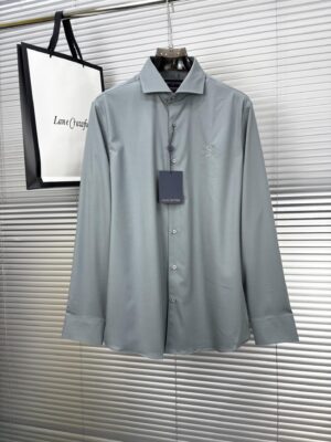 [루이비통] 로고 자수 클래식 긴팔 셔츠 (3 COLORS)