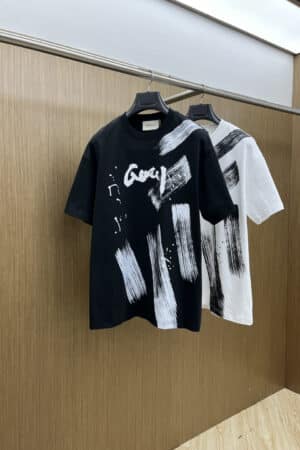 [구찌] 프린트 티셔츠 (2 COLORS)