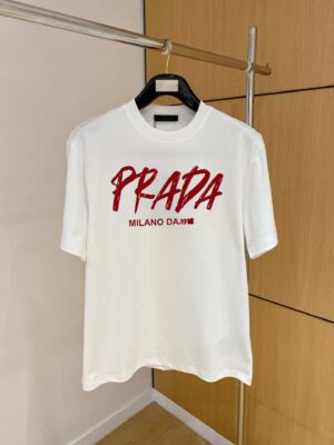 [프라다] 브러쉬 로고 반팔 티셔츠 ( 2 COLORS)