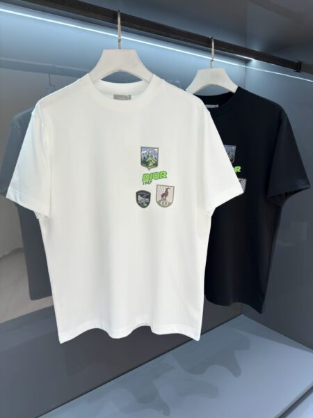 [디올] 마운틴 티셔츠 -릴렉스 핏(2 COLORS)