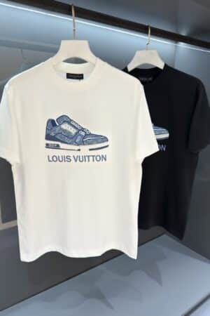 [루이비통] LV 트레이너 그래픽 티셔츠 (2 COLORS)